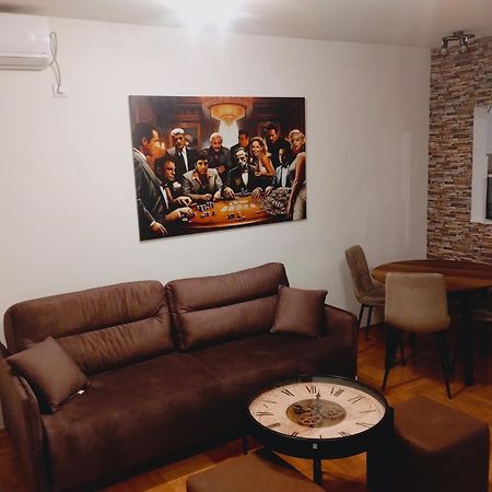 Lux Apartment Rose 2 60M2 Крагуевац Екстериор снимка