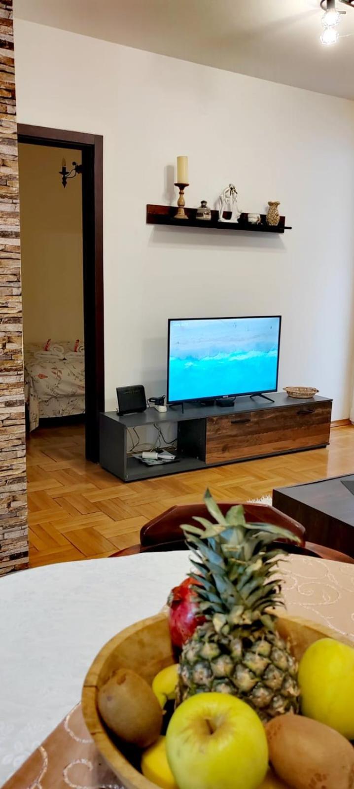 Lux Apartment Rose 2 60M2 Крагуевац Екстериор снимка